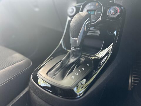 Ford Fiesta TITANIUM 4