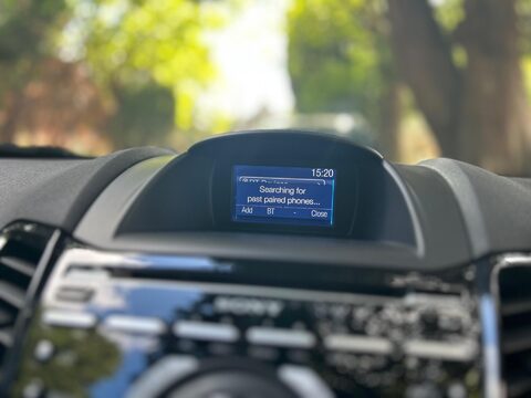 Ford Fiesta TITANIUM 22