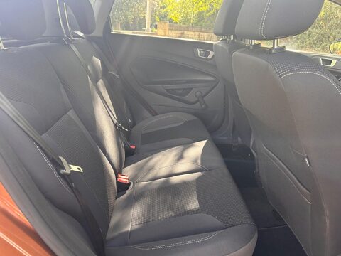 Ford Fiesta TITANIUM 6