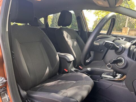Ford Fiesta TITANIUM 5