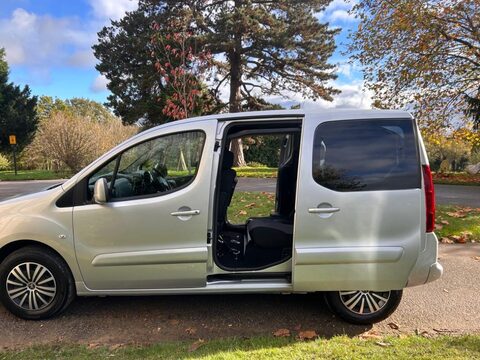 Peugeot Partner Tepee HORIZON S AC 17