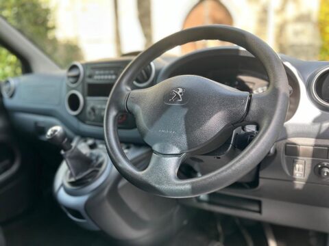 Peugeot Partner Tepee HORIZON S AC 30