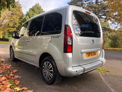 Peugeot Partner Tepee HORIZON S AC 23