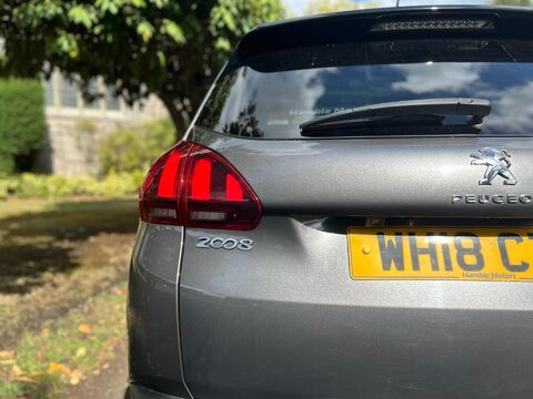 Peugeot 2008 PURETECH S/S GT LINE 11