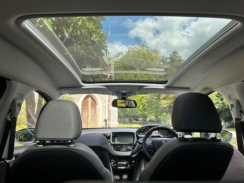 Peugeot 2008 PURETECH S/S GT LINE 49
