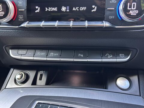 Audi Q5 TDI QUATTRO S LINE 40