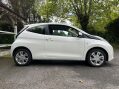 Toyota Aygo VVT-I X-PRESSION 15