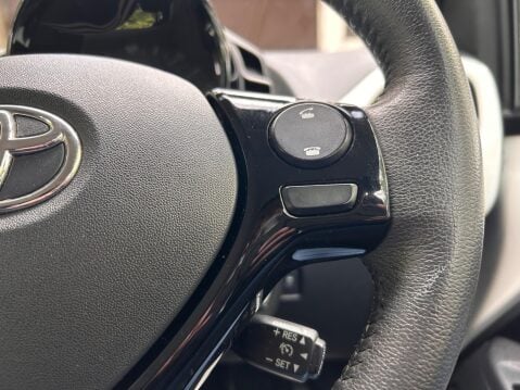 Toyota Aygo VVT-I X-PRESSION 25