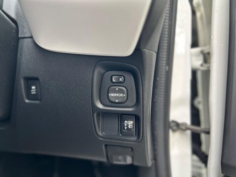 Toyota Aygo VVT-I X-PRESSION 28