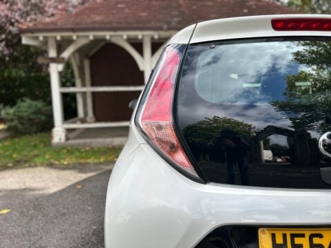Toyota Aygo VVT-I X-PRESSION 38