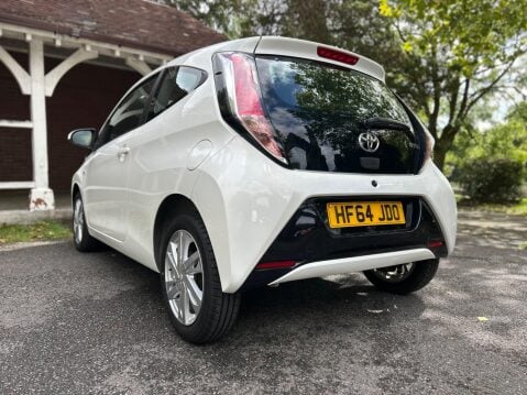 Toyota Aygo VVT-I X-PRESSION 2