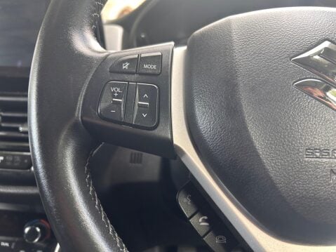 Suzuki S-Cross MOTION BOOSTERJET MHEV 30