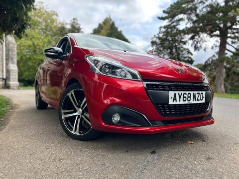 Peugeot 208 S/S GT LINE 1