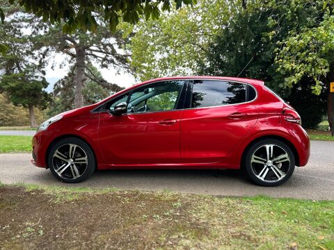 Peugeot 208 S/S GT LINE 10