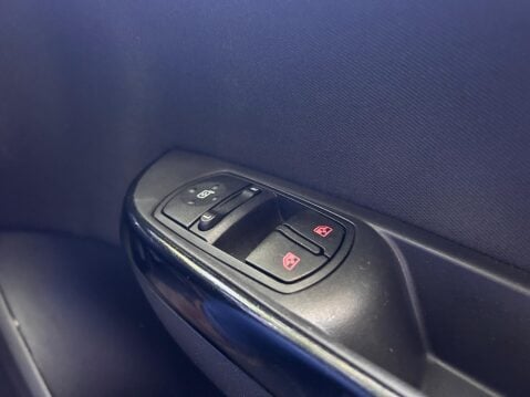 Vauxhall Corsa GRIFFIN 34