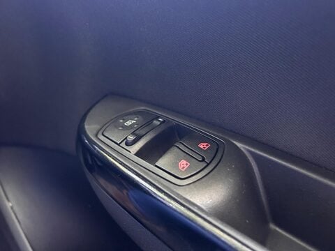 Vauxhall Corsa GRIFFIN 25