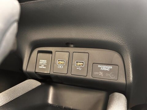 Honda Jazz I-MMD CROSSTAR EX 30