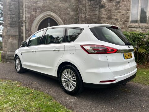 Ford S-Max ZETEC TDCI 21