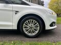 Ford S-Max ZETEC TDCI 33