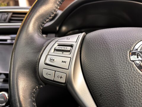 Nissan Qashqai DCI TEKNA XTRONIC 29