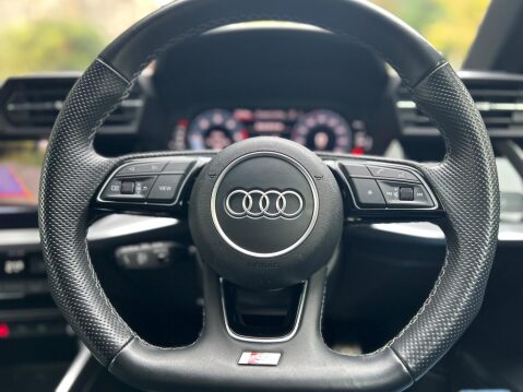 Audi A3 TDI S LINE BLACK EDITION 37