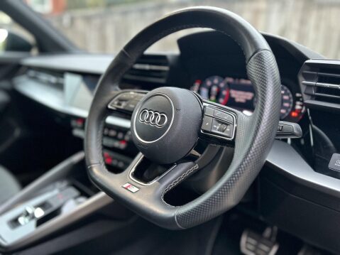 Audi A3 TDI S LINE BLACK EDITION 26