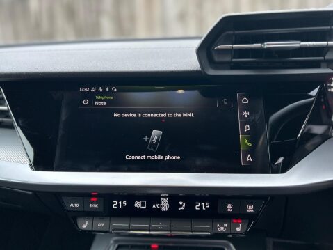 Audi A3 TDI S LINE BLACK EDITION 34