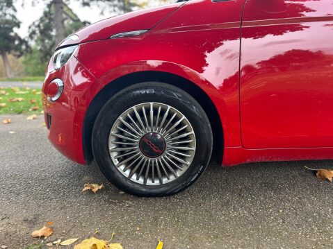 Fiat 500e RED 39