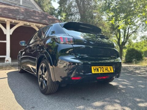 Peugeot 208 GT LINE 2