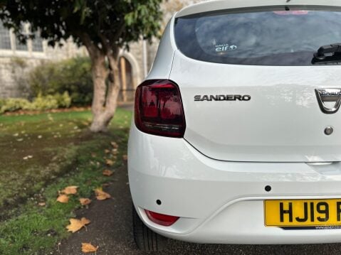 Dacia Sandero ESSENTIAL SCE 26