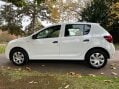 Dacia Sandero ESSENTIAL SCE 15