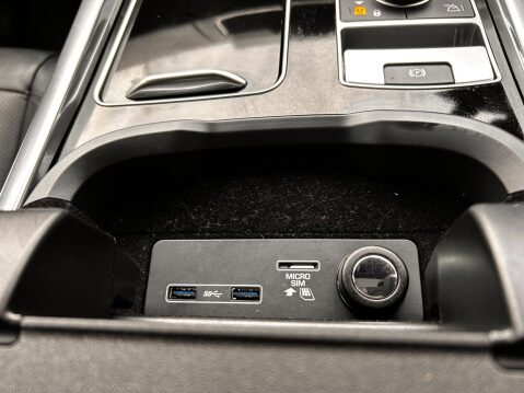 Land Rover Range Rover Sport HSE DYNAMIC BLACK MHEV 24