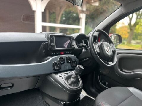 Fiat Panda RED MHEV 16