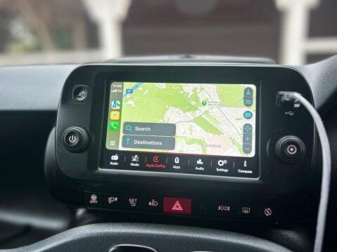 Fiat Panda RED MHEV 27