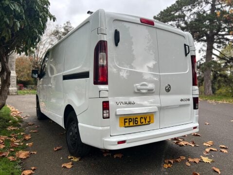 Vauxhall Vivaro 2900 L1H1 CDTI P/V ECOFLEX S/S 8