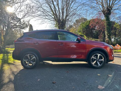 Nissan Qashqai DIG-T N-CONNECTA DCT MHEV 17