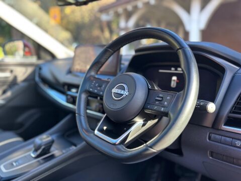 Nissan Qashqai DIG-T N-CONNECTA DCT MHEV 29