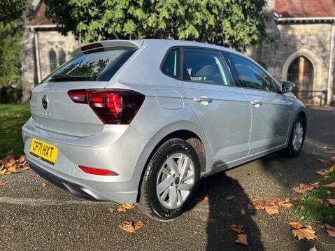 Volkswagen Polo LIFE TSI DSG 19