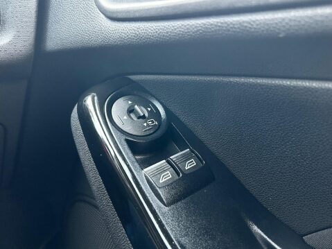 Ford Fiesta ZETEC 28