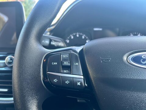 Ford Fiesta TREND 28