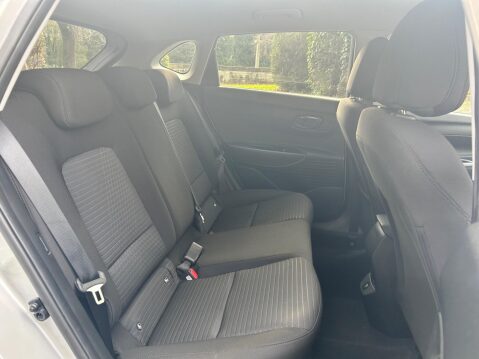 Hyundai i20 T-GDI PREMIUM MHEV 6