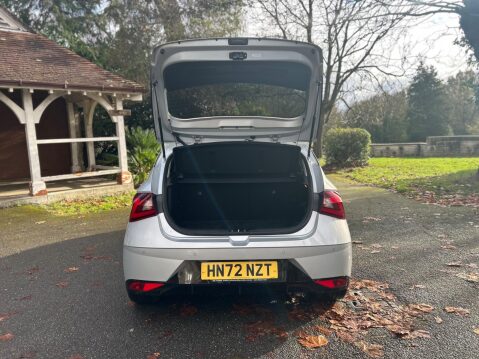 Hyundai i20 T-GDI PREMIUM MHEV 47