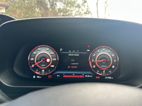 Hyundai i20 T-GDI PREMIUM MHEV 32