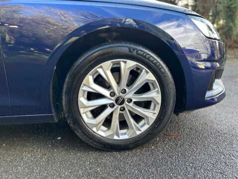 Audi A4 TDI TECHNIK MHEV 38