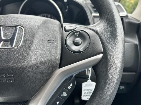 Honda Jazz I-VTEC S 26