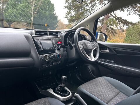 Honda Jazz I-VTEC S 6