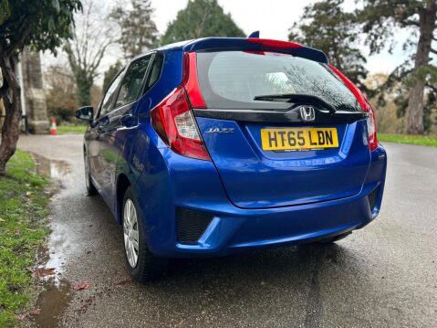 Honda Jazz I-VTEC S 2