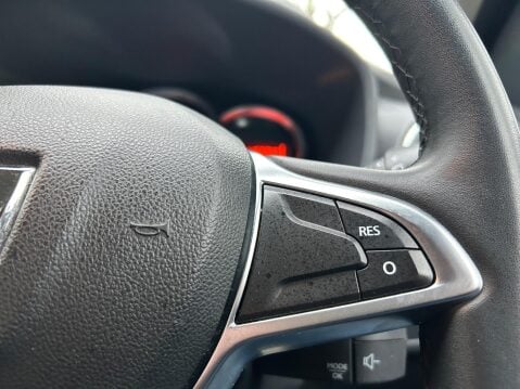 Dacia Sandero COMFORT TCE 28