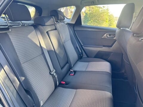 Toyota Auris VVT-I DESIGN TSS 7