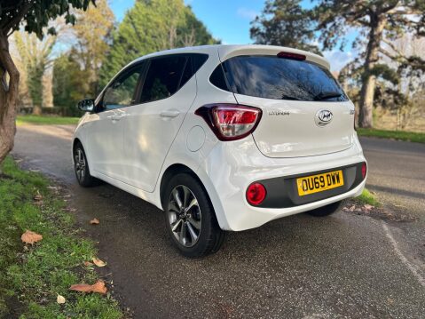 Hyundai i10 PLAY 21